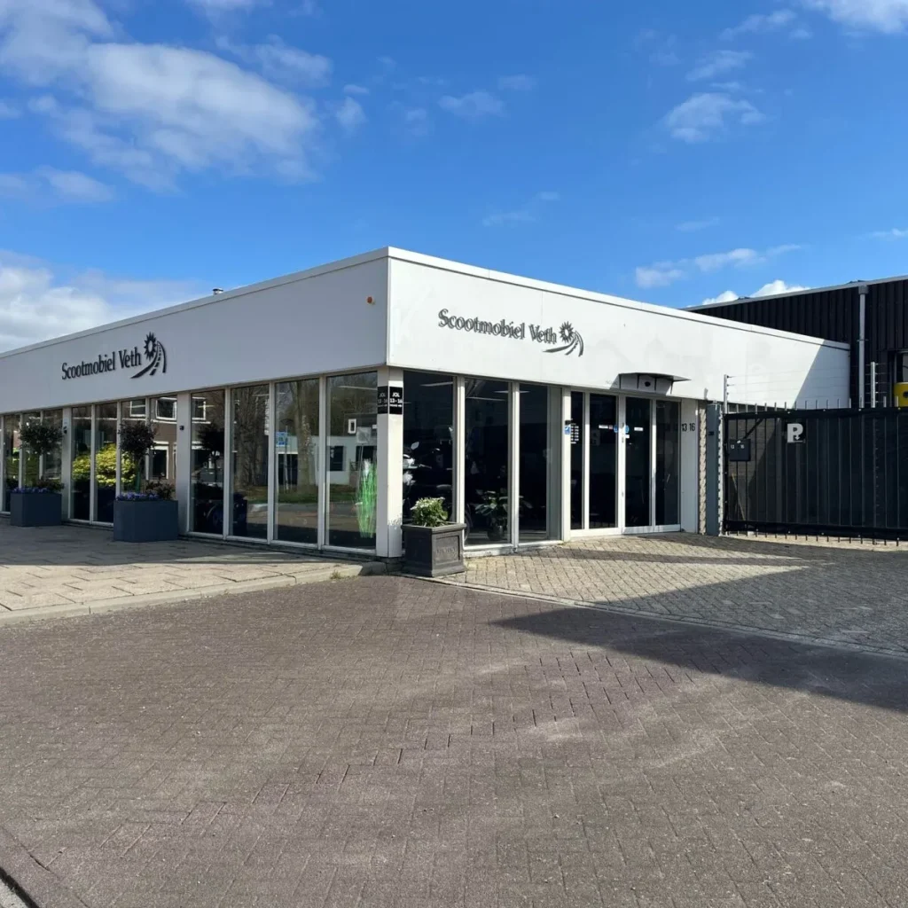 Scootmveth front